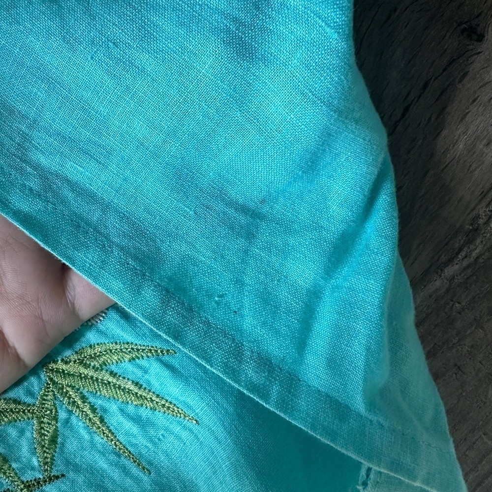 David N 100% Linen Seafoam Green Embroidered Colorful Peacock Blouse L - Picture 12 of 12